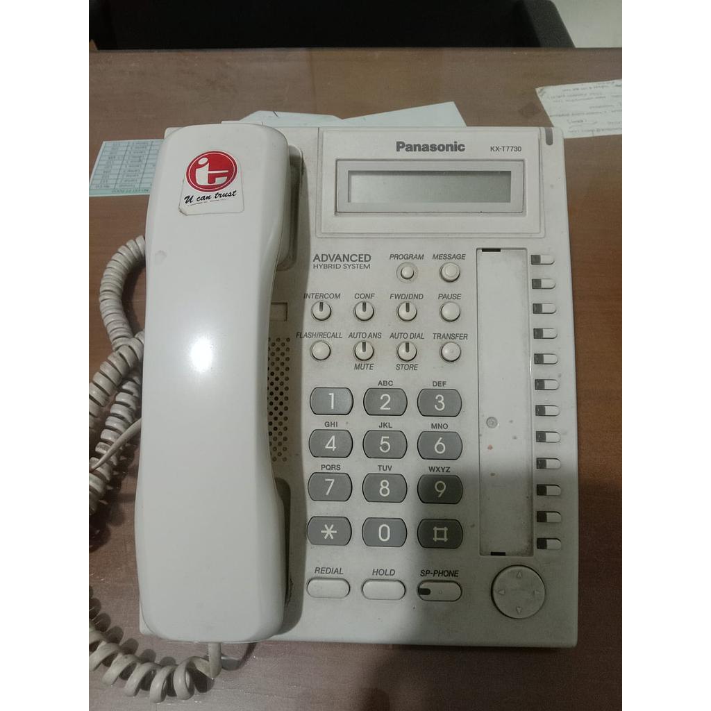 Telepon Panasonic KX-T7730X