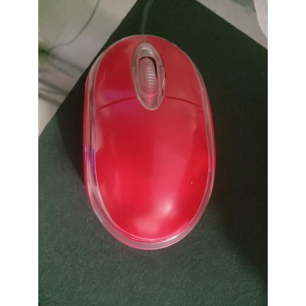 Mouse Warna Merah