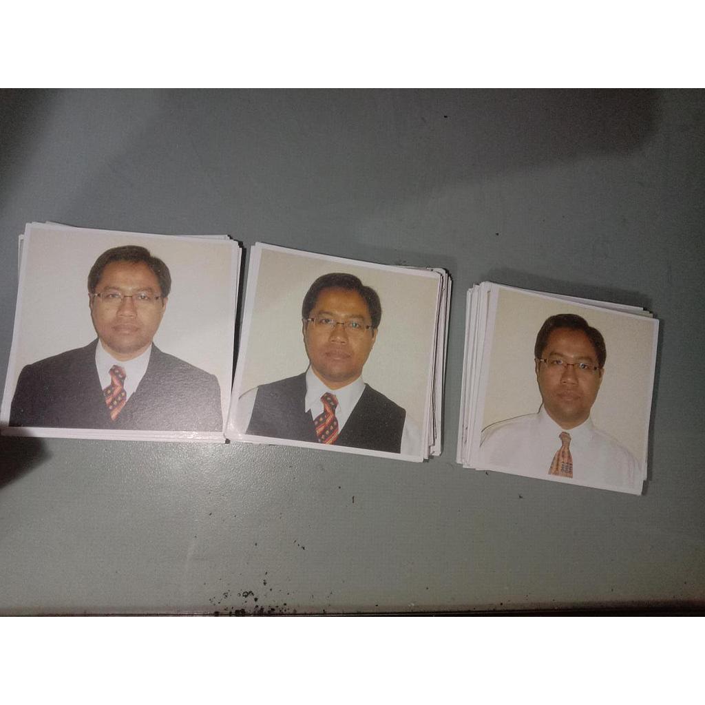 Foto Pak Baskoro Background Putih Uk. 6,3x6,3