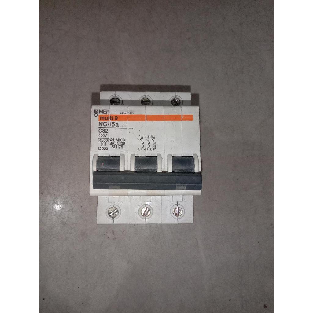 MCB Merlin Gerin Multi 9, NC45a C32