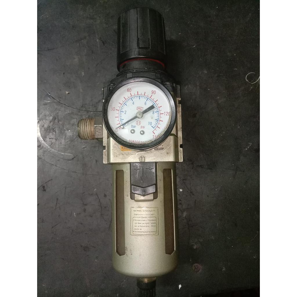 Air Filter Regulator, Set Press : 015-O8MPAAW4000-O4D (Rusak)