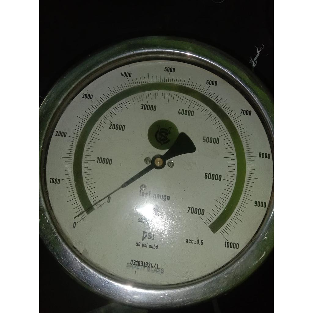 Pressure Gauge 10000 PSI, Dial 4", Back Connection, SST Case, Brand CVS, 1/4 NPT (Rusak) 