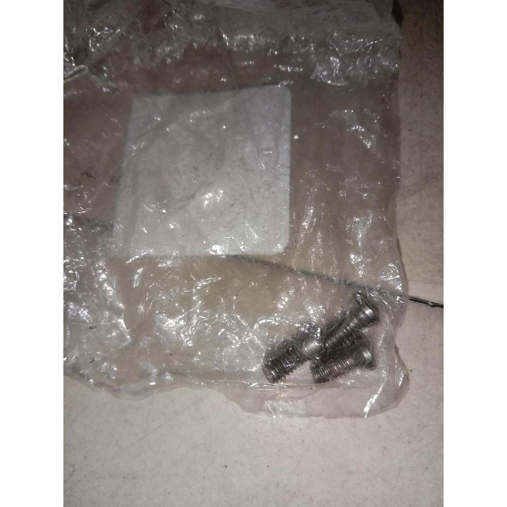 Baut Insert Diameter 4 mm 