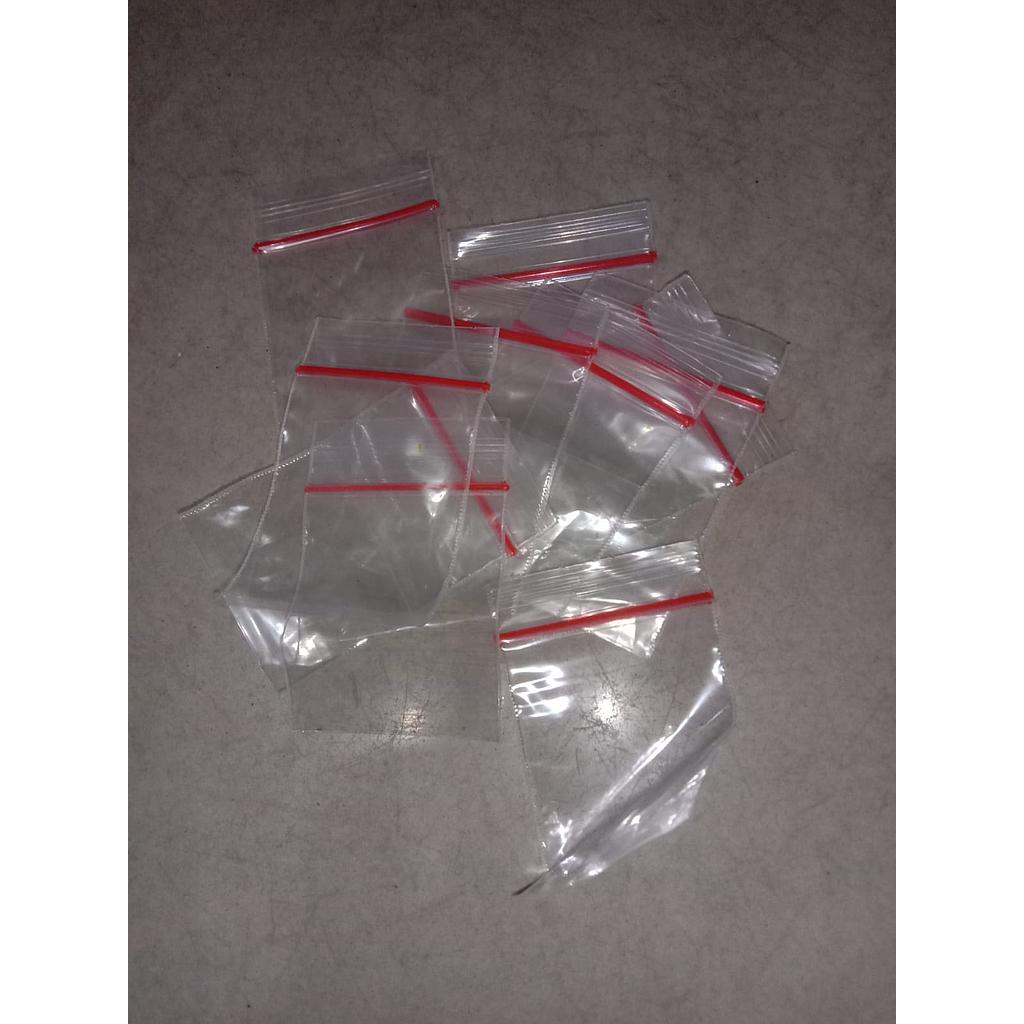 Plastik Klip 3,4x6cm 