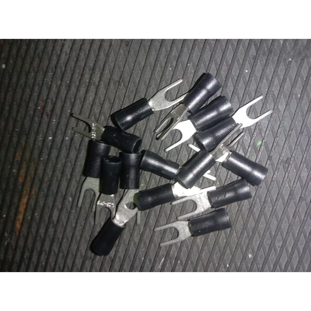 Skun Kabel Warna Hitam 