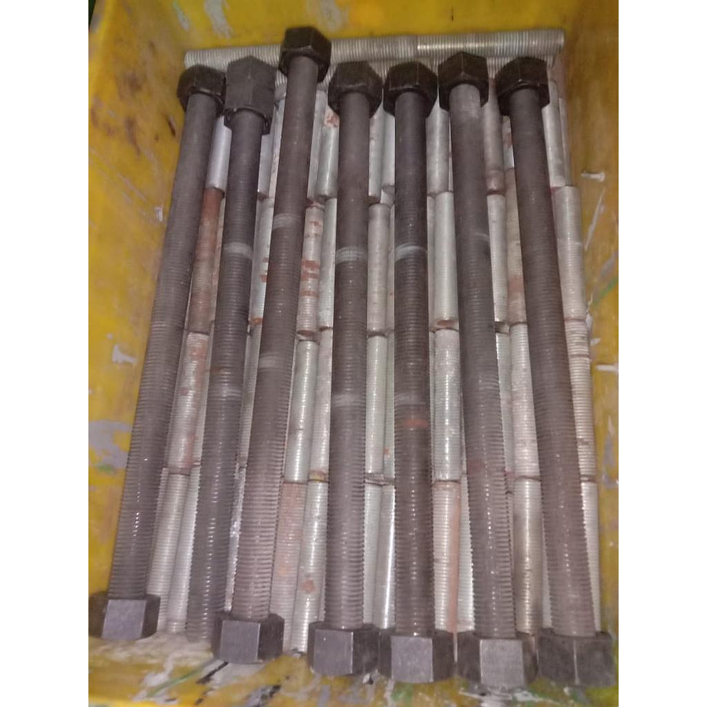 Stud Bolt (Alat Tes) Diameter 28mm, Panjang 50mm