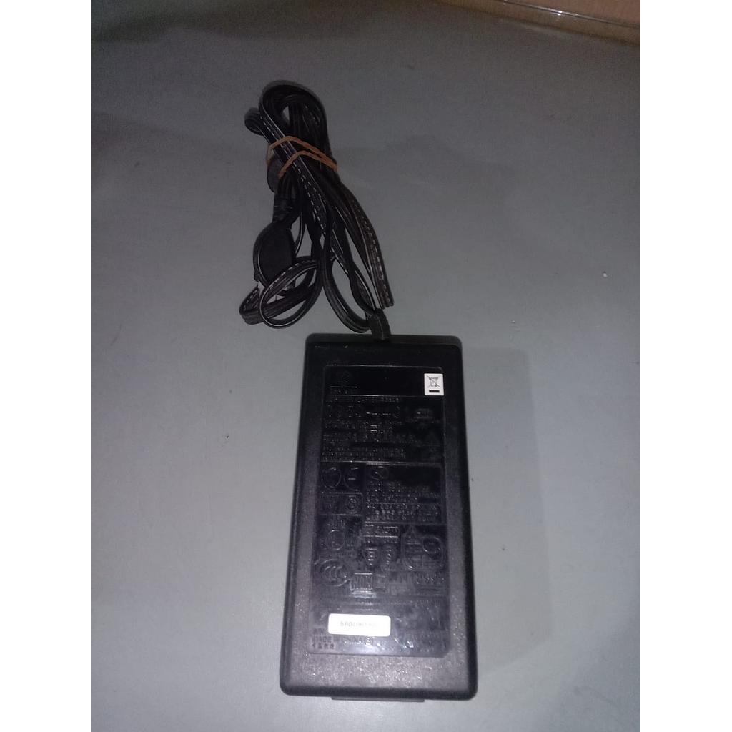 AC Power Adaptor, Brand HP, Model 0950-4401