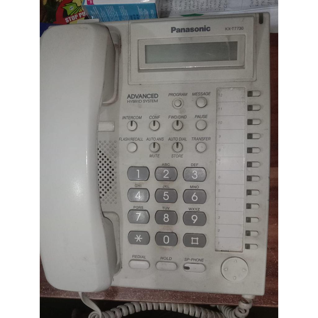 Telepon Panasonic, Model KX-T7730 (Rusak)