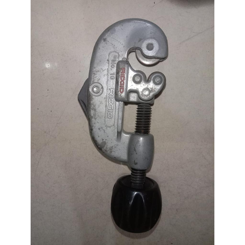 Tubing Cutter No. 10, 1/8 To 1" OD, Brand Fidgid 